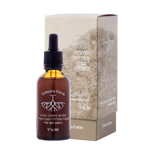 בקבוק תמצית רעמת האריה (Lion's Mane) של טריטרה פארם, לצד האריזה התואמת. תמצית פטריית רעמת האריה במיצוי משולש (Triple Extract) מגופי פרי טריים בלבד, 50 מ"ל.